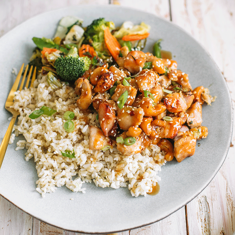 Easy Cashew Chicken and Veggies Featured Image