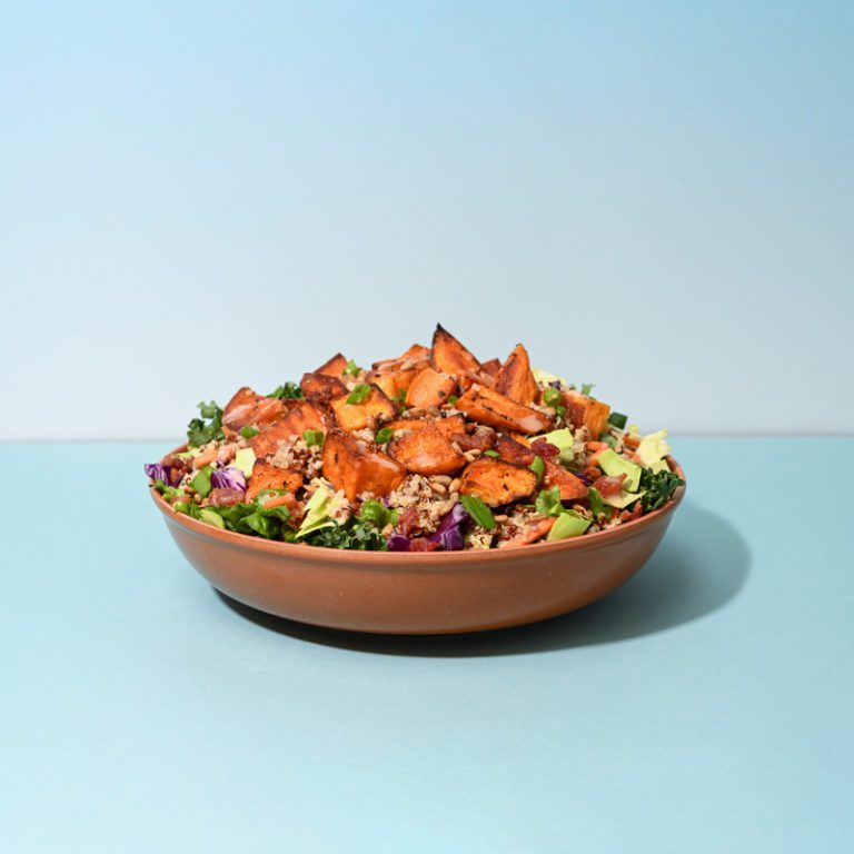 Sunflower Crunch salad mix featuring fresh greens, sunflower seeds, and crunchy toppings.